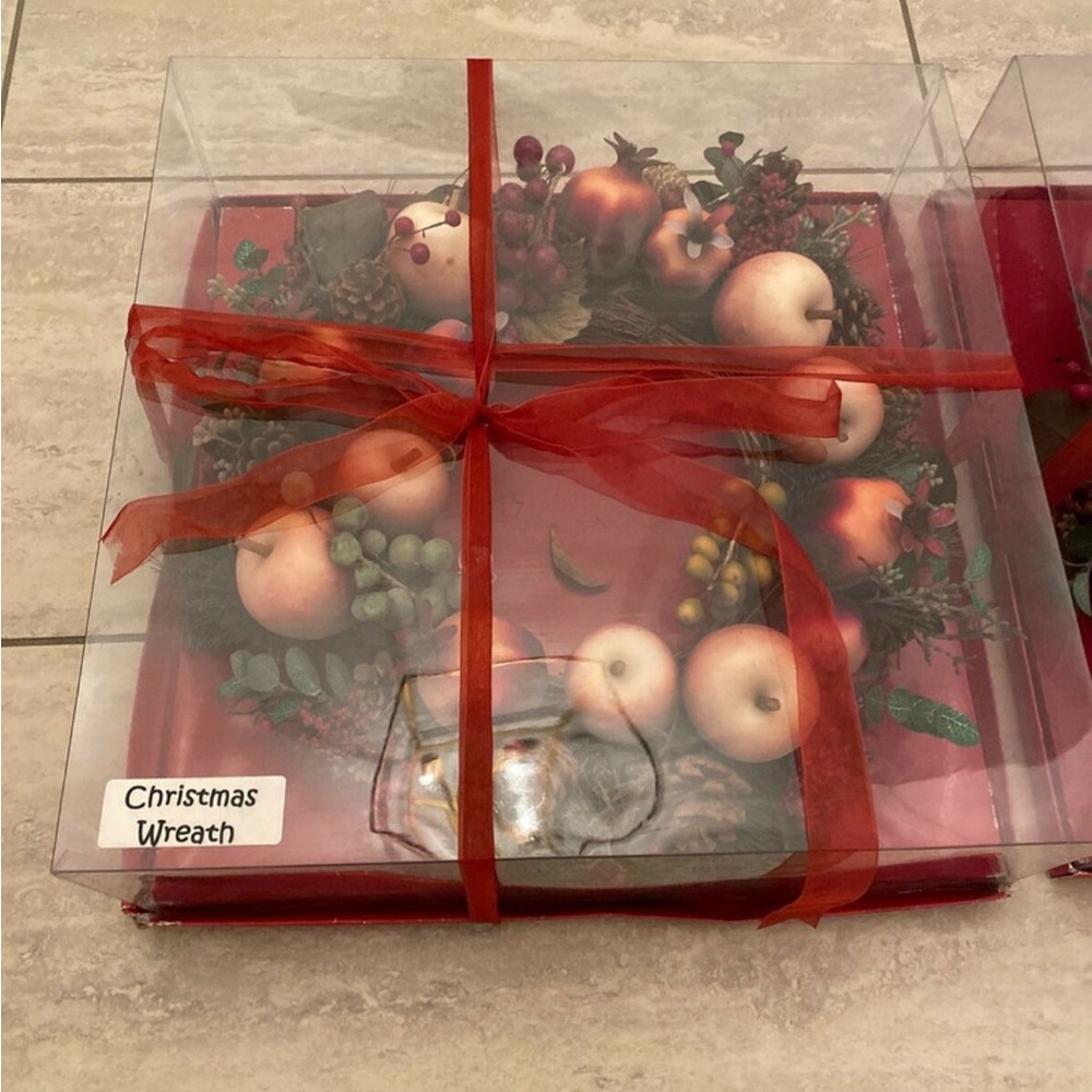 Set of 2 Wreaths